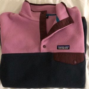 Patagonia lightweight fleece
